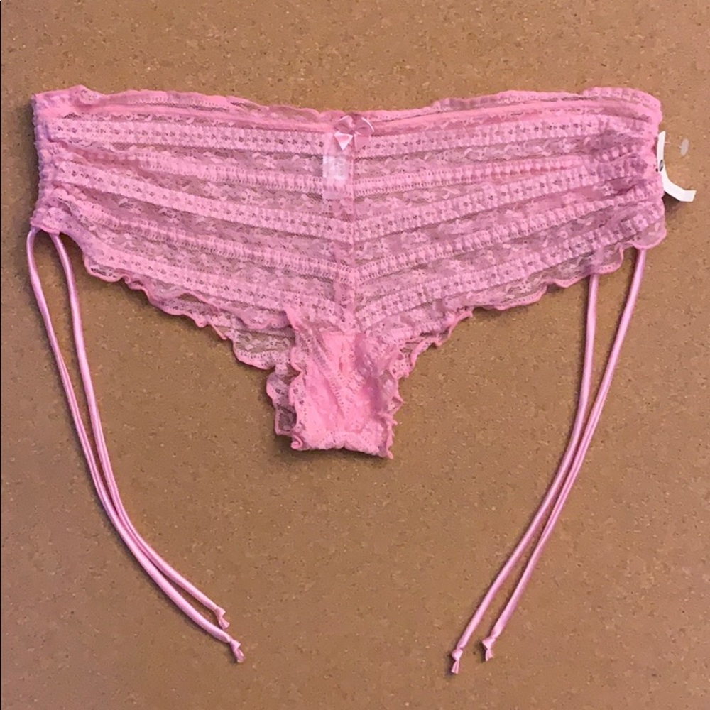 Old Navy Ruched Side Lace Hipster Panty